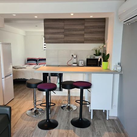 Spacieux Studio Dans Le Beaujolais Saint-Georges-de-Reneins Εξωτερικό φωτογραφία